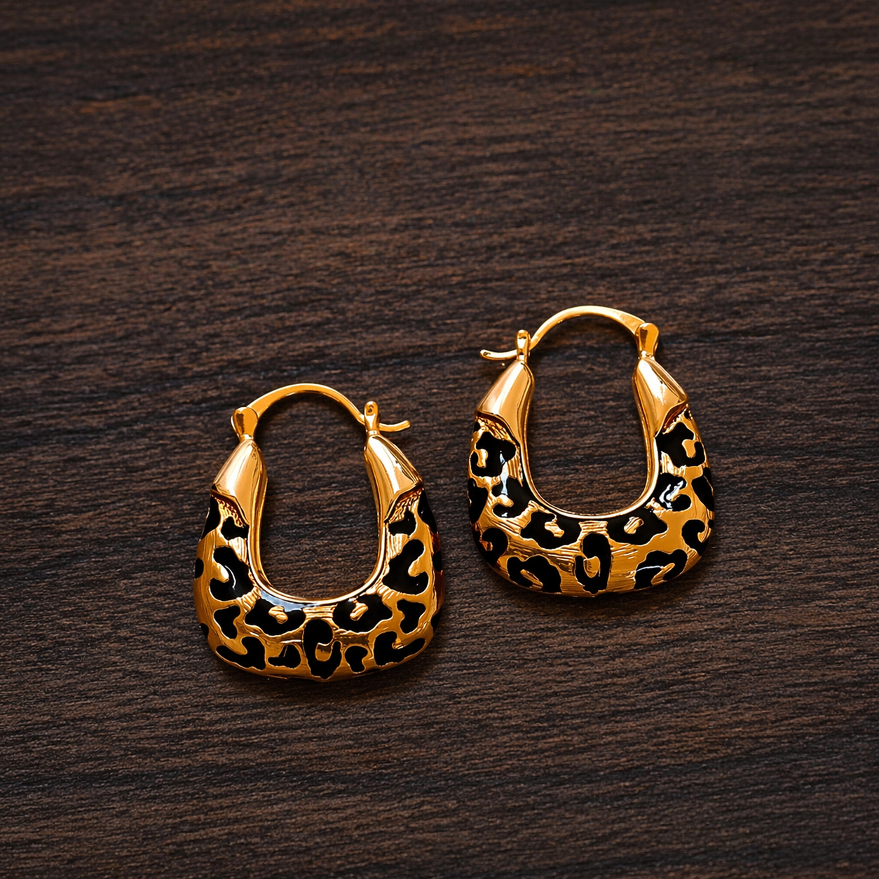 Leopard Print Geometric Hoop Earrings for Women – Retro Chic Statement Jewelry