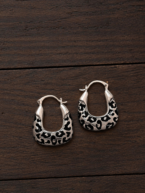 Leopard Print Geometric Hoop Earrings for Women – Retro Chic Statement Jewelry